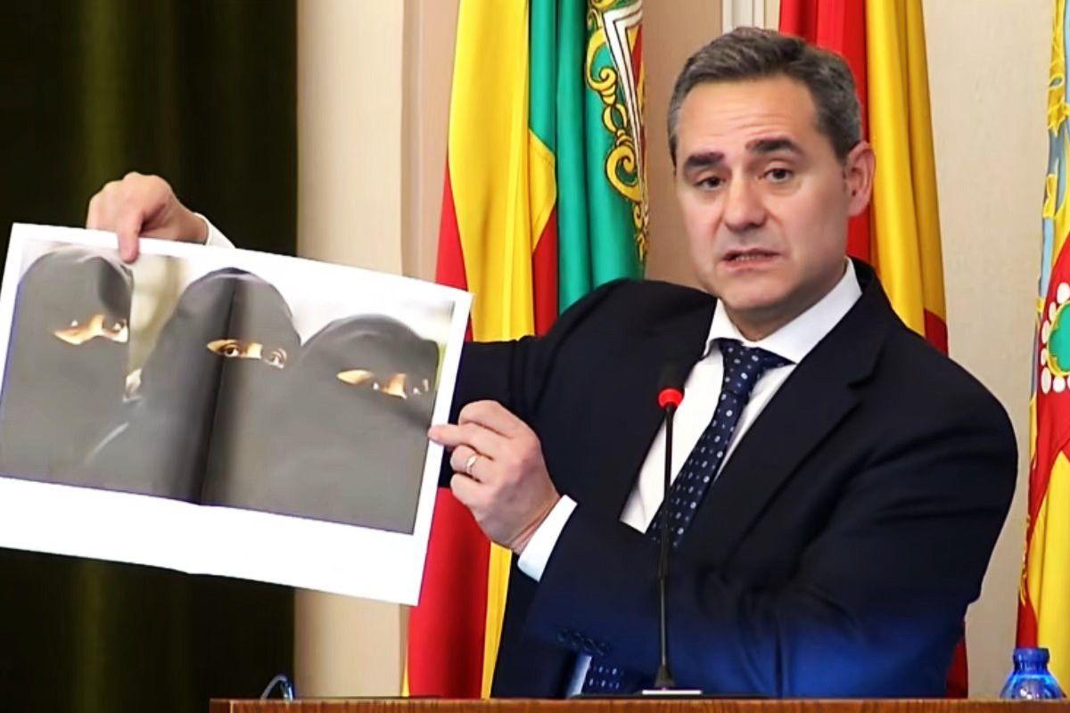 Ortolá, en una imagen del pasado pleno municipal.