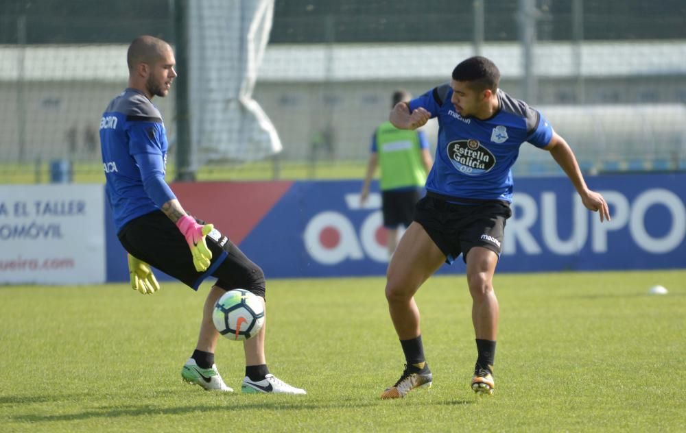 Intensa sesión de entrenamiento, más larga para los futbolistas que no actuaron de inicio el pasado sábado en el Ciutat de València ante el Levante.