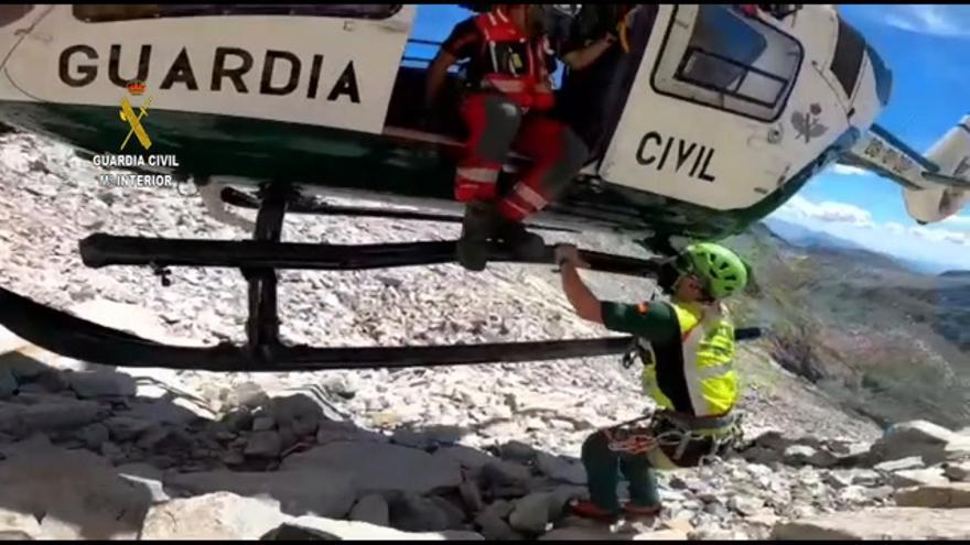 Imágenes del rescate de la montañera fallecia en el valle de Benasque.