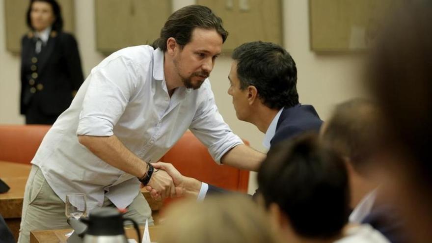 Sánchez e Iglesias contactan tras sellar la paz de la izquierda