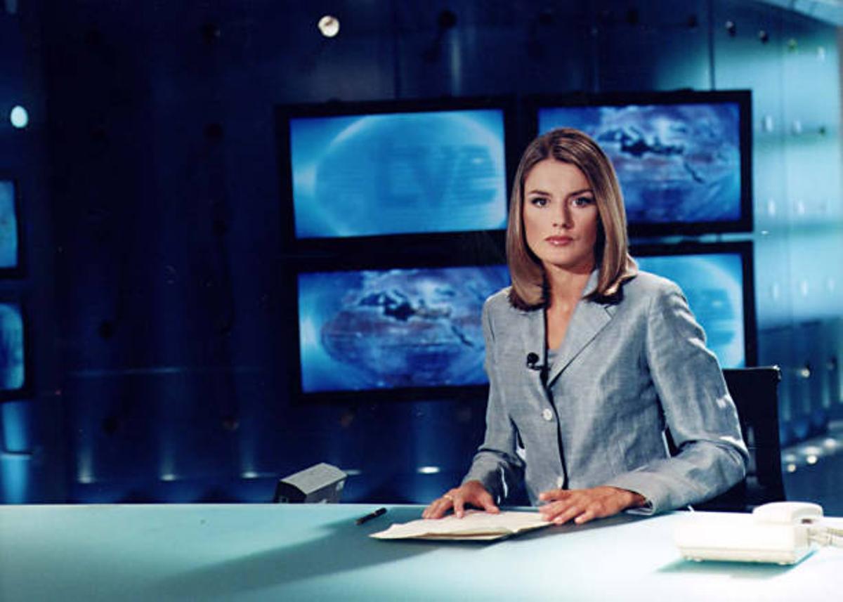 La Reina Letizia presentando el telediario de TVE