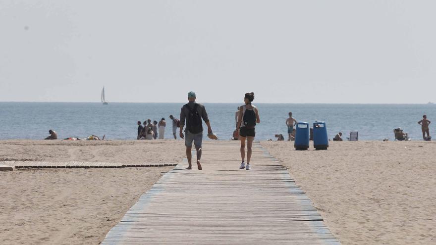 El deporte de moda con el que tonificar las piernas en la playa