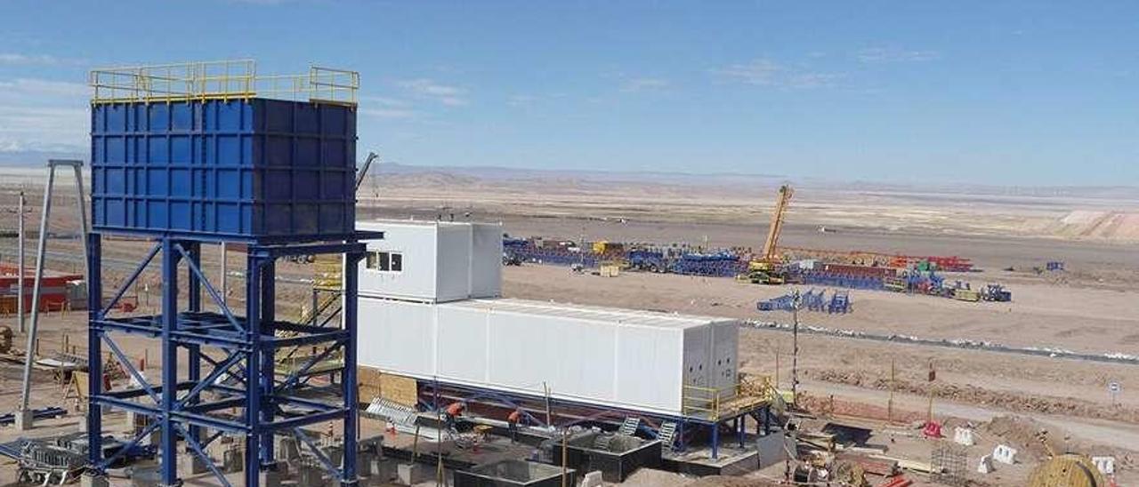 Sala eléctrica fabricada por Electroinnova para el tratamiento de mineral de cobre en Chile.