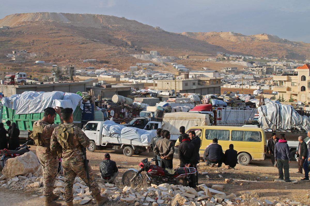 Refugiados sirios vuelven a su país desde el Líbano