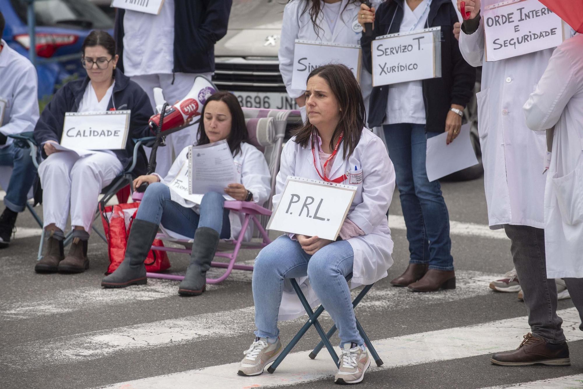 Personal del hospital de A Coruña protesta por la «nefasta gestión» en el traslado a ExpoCoruña