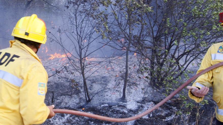 Tasques d&#039;extinció de l&#039;incendi