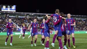 El FC Barcelona elimina al Madrid (4-0) y vuela hacia la final de la Supercopa femenina