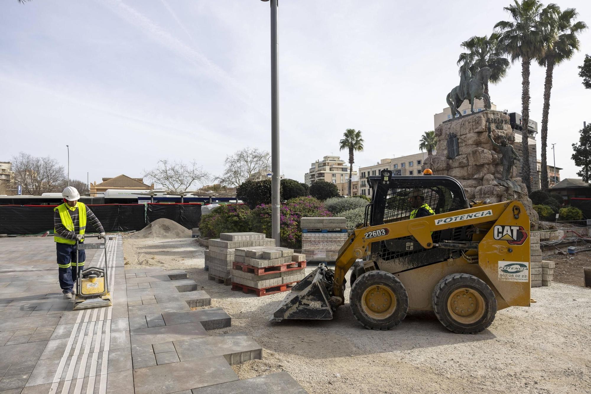 Fotos | La renovada plaza España de Palma