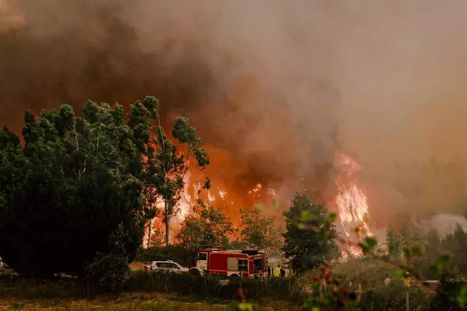 El incendio de O Riós, en imágenes