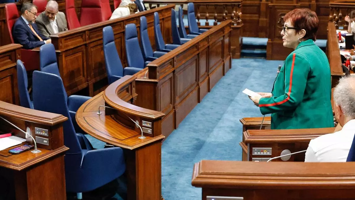 Guerra de cifras entre el Gobierno y el PSOE por la atención a la dependencia: ¿"Disminución puntual" o crónica?