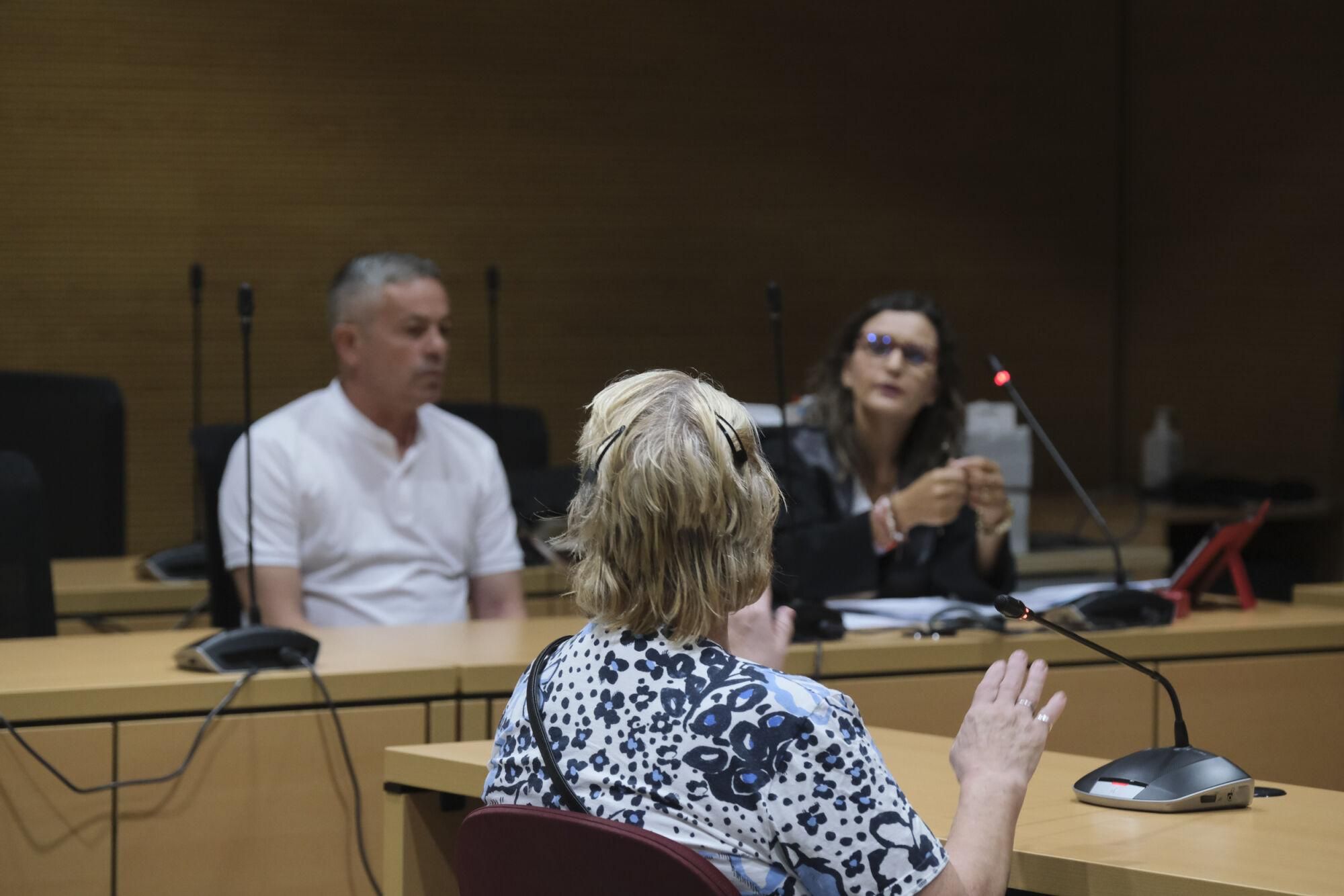 Juicio por homicidio en Vecindario