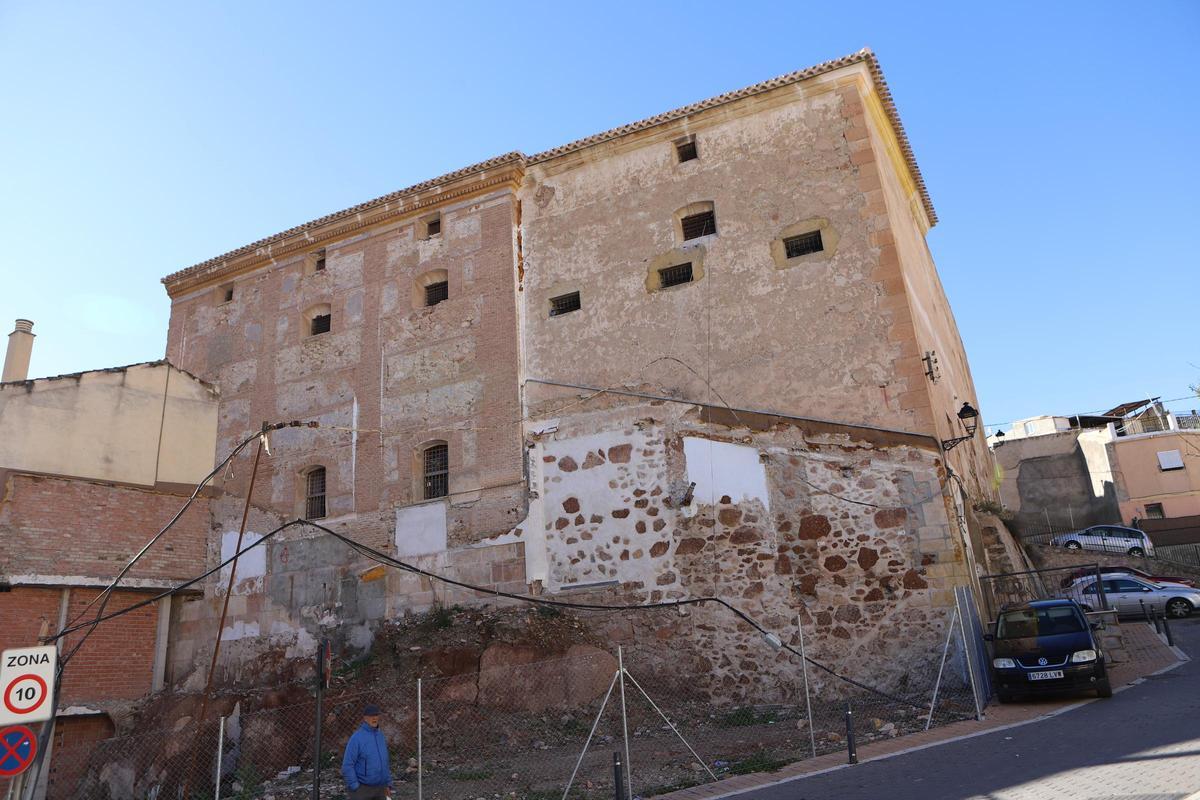 Vista actual de la cárcel desde la calle Abad de los Arcos.