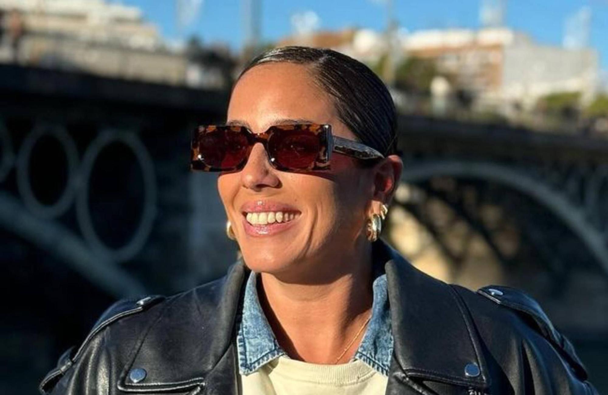 Anabel Pantoja se enfada mucho por las preguntas sobre su supuesto hermano