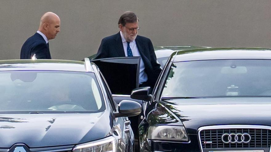 Rajoy y Cospedal torean a la Audiencia Nacional