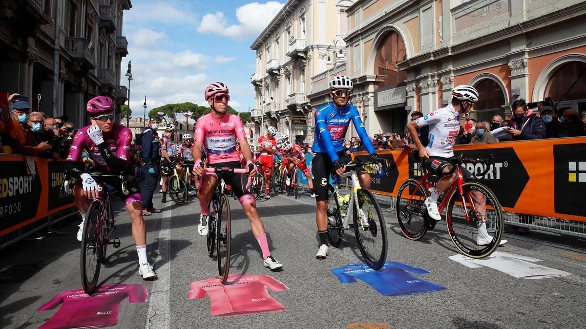 segea55392151 from l to r   team groupama fdj rider france s arnaud demare201013135226