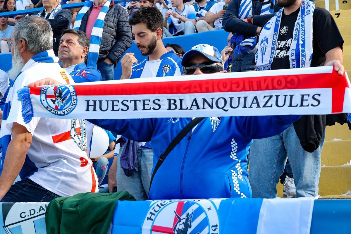 Imágenes del partido de ida del play-off Alcoyano Sanse 0-2