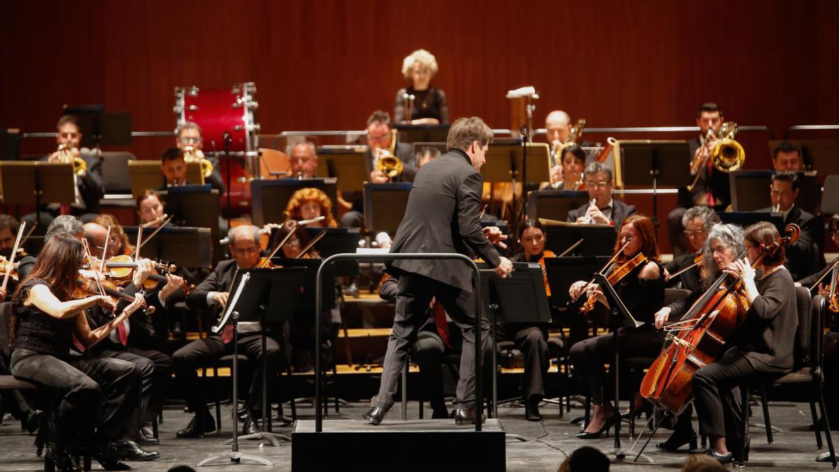El alemán Christoph König dirigió a la Orquesta de Córdoba en su 6º concierto de la temporada.