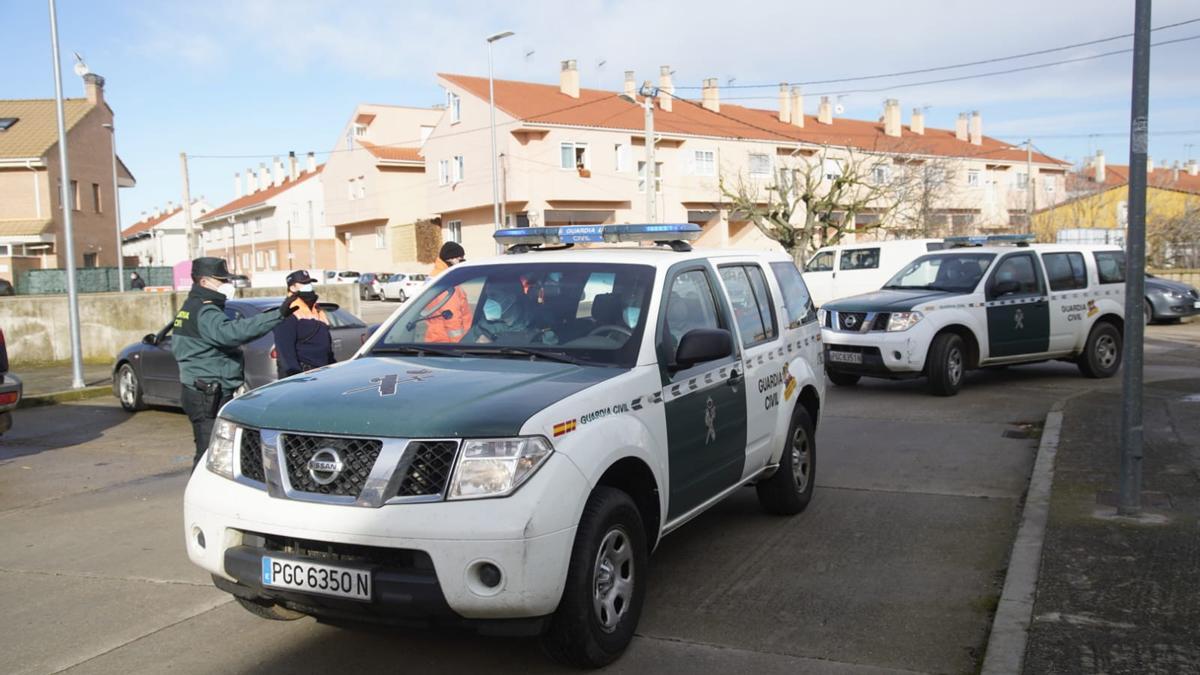 Controles en Monfarracinos.