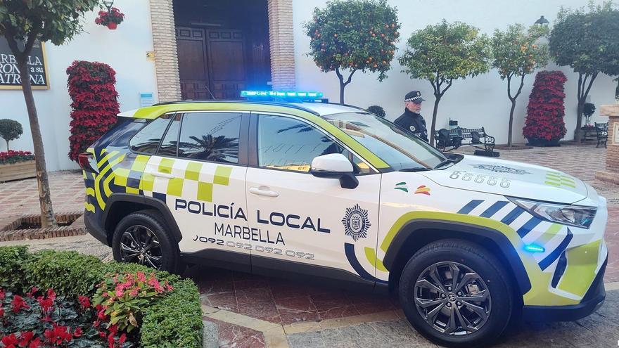 Vehículo de la Policía Local de Marbella.