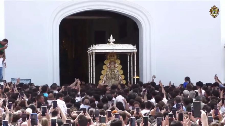 El traslado de la Legión del Cristo de la Buena Muerte de Mena, en imágenes