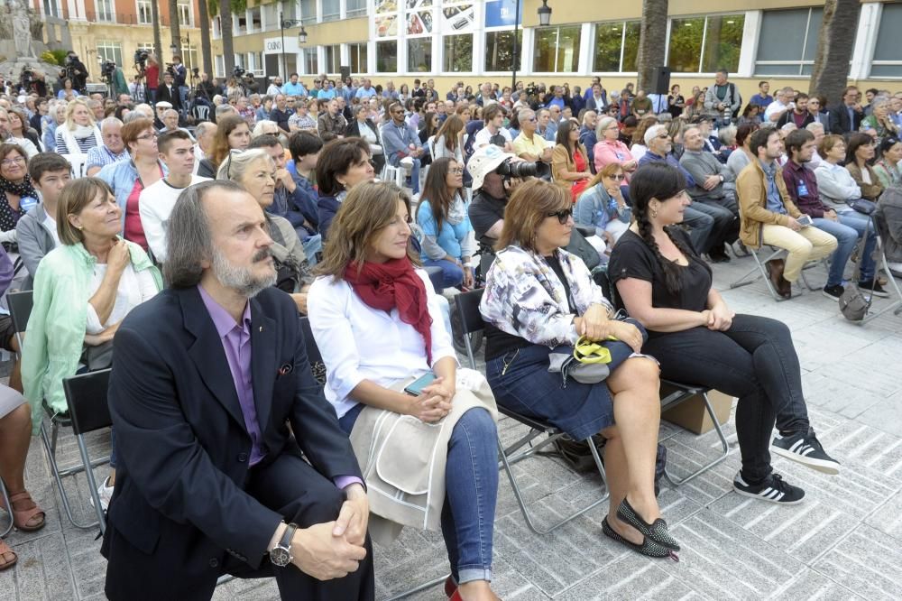 Mitin con Ada Colau, Villares y Xulio Ferreiro