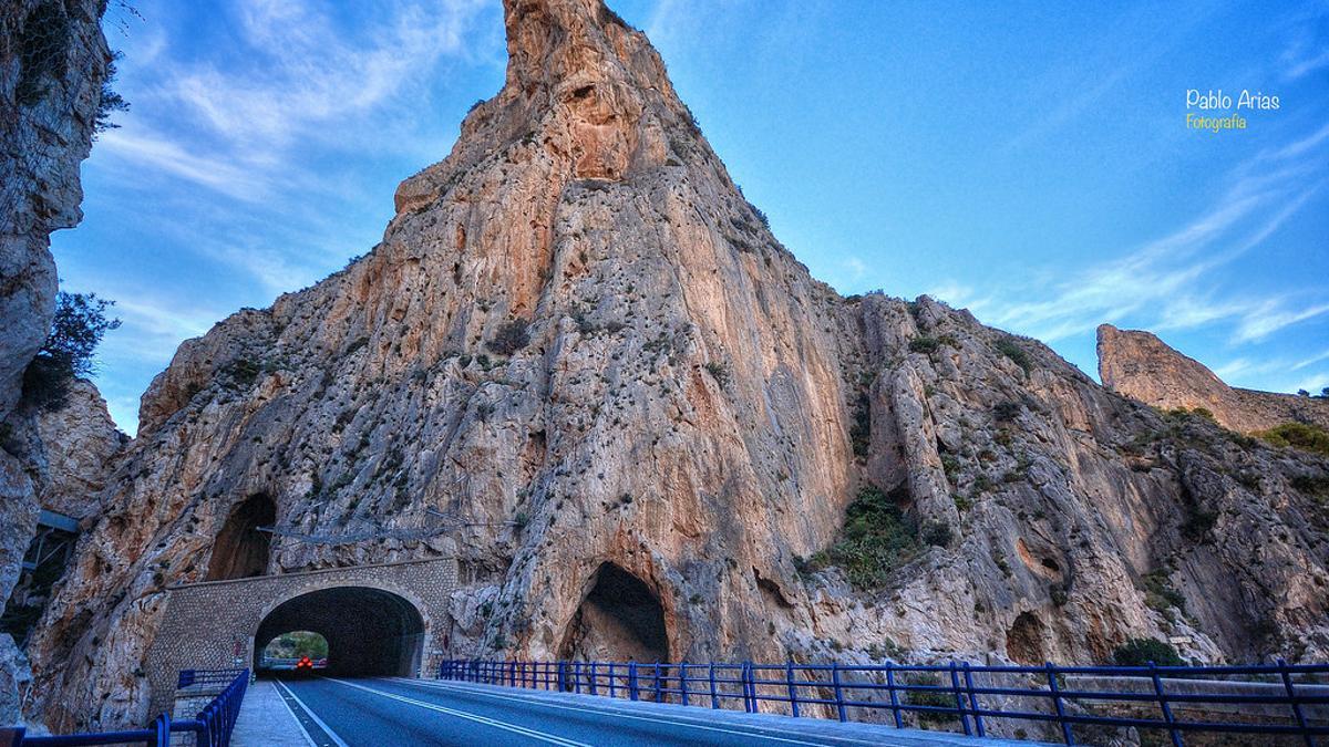 Los túneles del Mascarat están en el tramo de la N-332 entre Altea y Calp