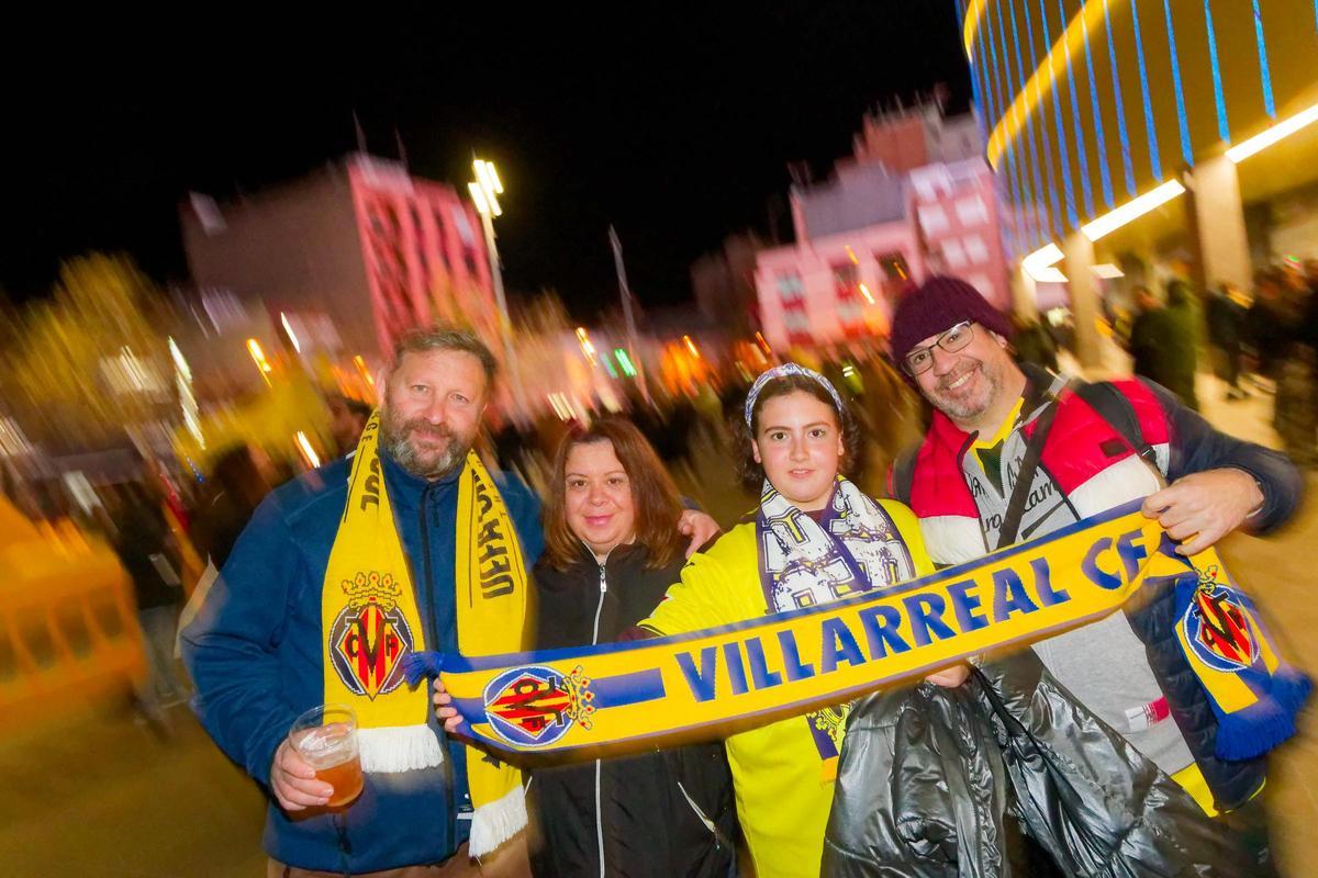 Galería: Diversión y buen ambiente en la previa del Villarreal-Espanyol
