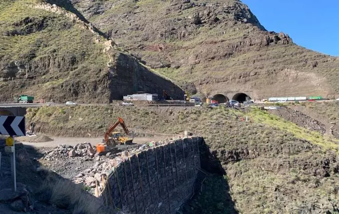 La nueva carretera de La Aldea topa con un enterramiento prehispánico