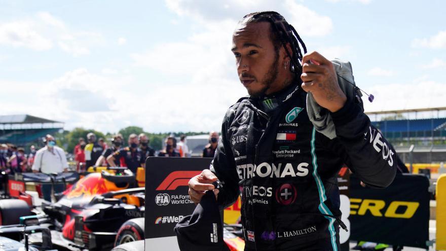 Hamilton vuela hacia la pole en el GP de Gran Bretaña