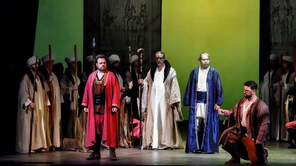 Una imagen del ensayo general de &#039;Aida&#039;, ayer en el Gran Teatro.