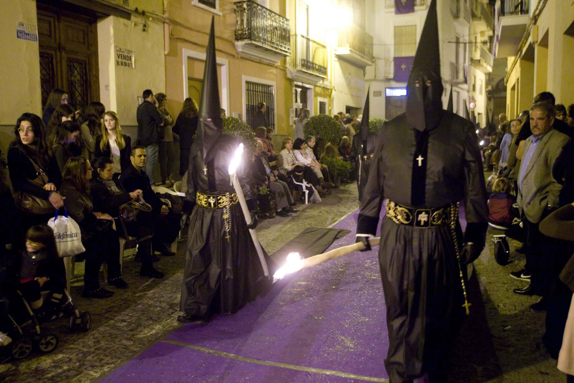 Rememora las últimas procesiones de Viernes Santo en Sagunt.