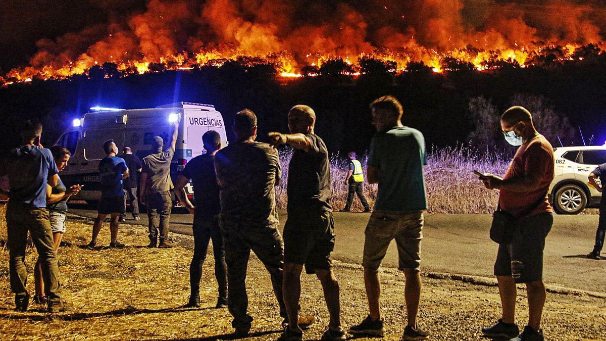 El incendio forestal de Villaharta, este verano, obligó a activar el nivel 1 del plan de emergencias.