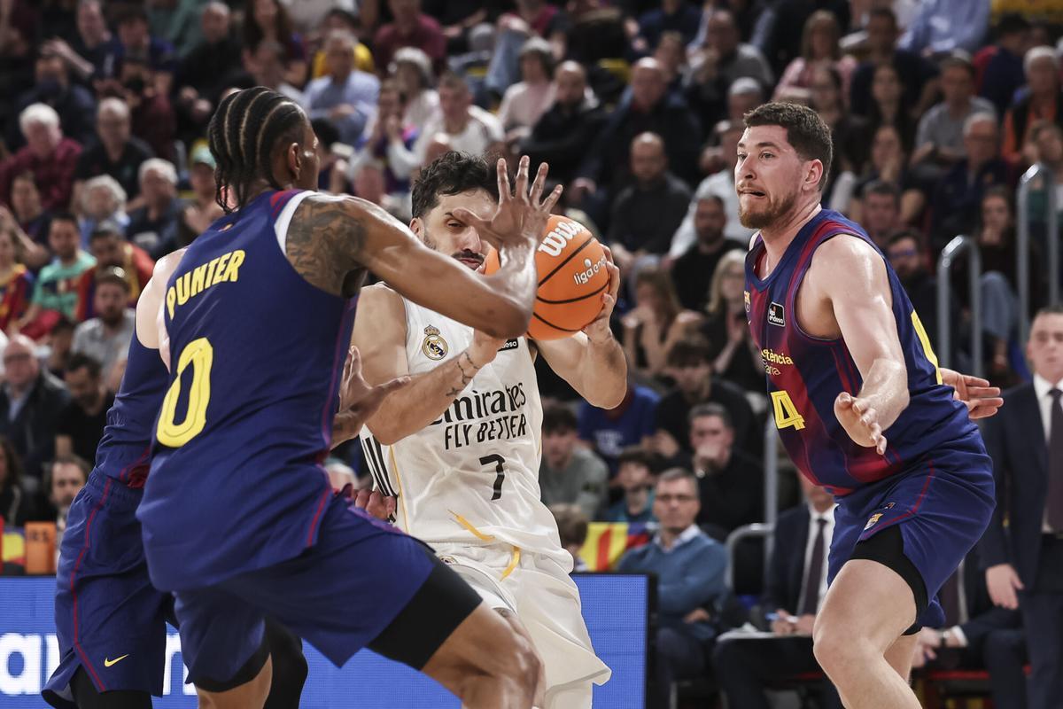 FC Barcelona - Real Madrid. FC Barcelona - Real Madrid.