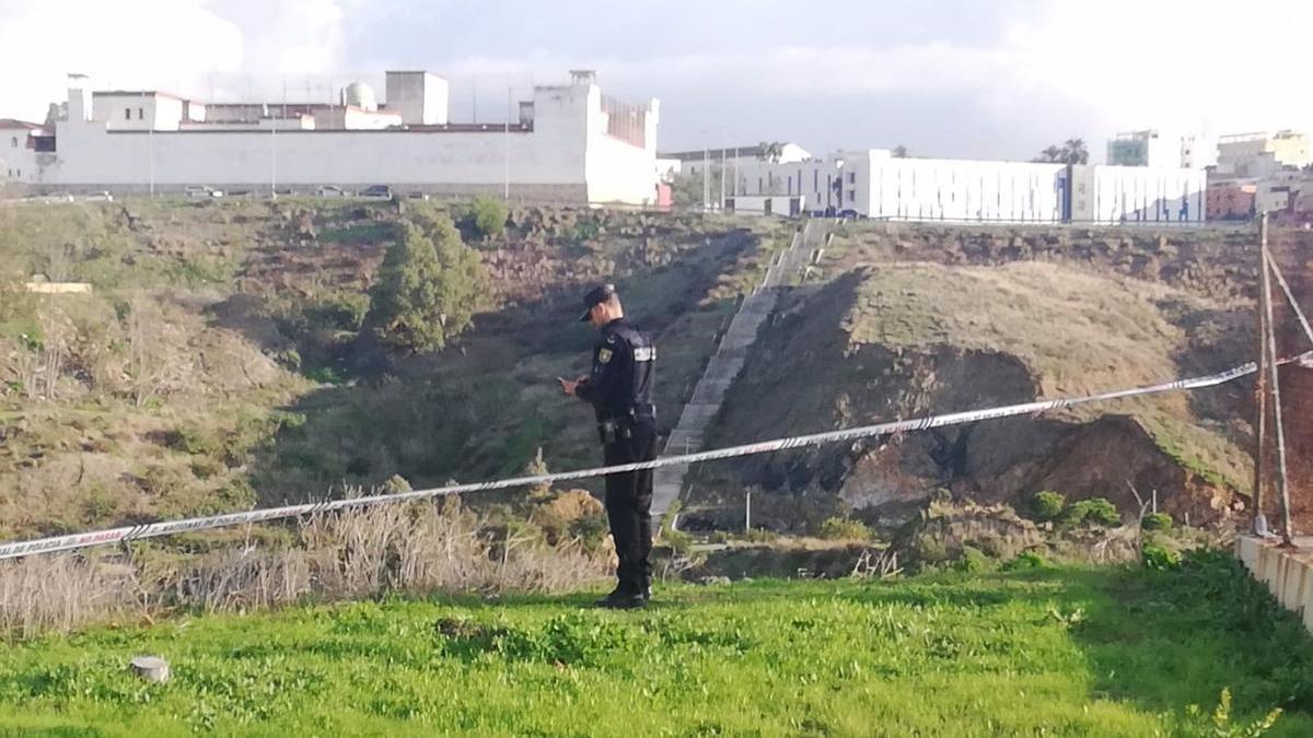 Agents de la policia han trobat el cos del menor a la la barriada de Loma Colmenar, a Ceuta