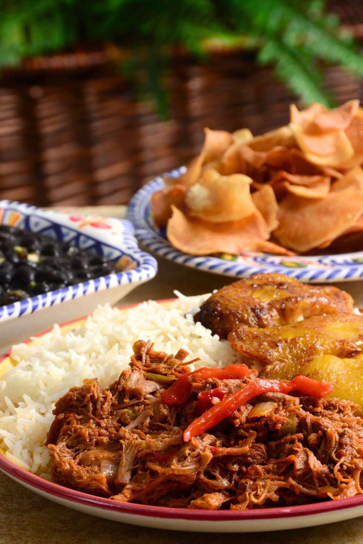 Ropa vieja cubana