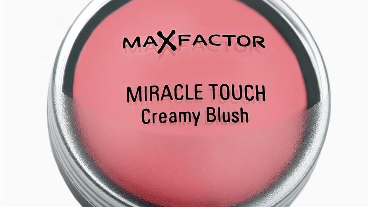 Maquillaje natural para los días más calurosos con Max factor