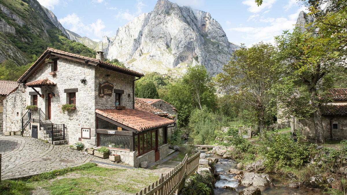 Así es uno de los pueblos más remotos de España: belleza oculta entre los Picos de Europa
