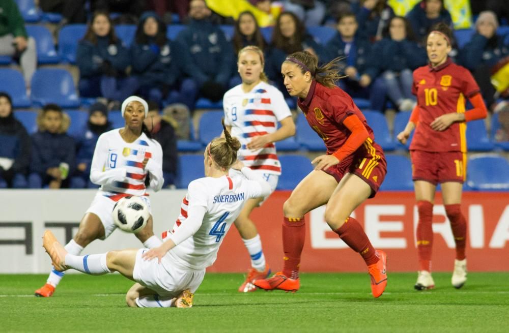 El Rico Pérez registra récord de asistencia a un partido de la selección femenina de fútbol