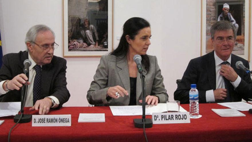 Pilar Rojo, durante la presentación del libro, hoy en La Casa de Galicia de Madrid.