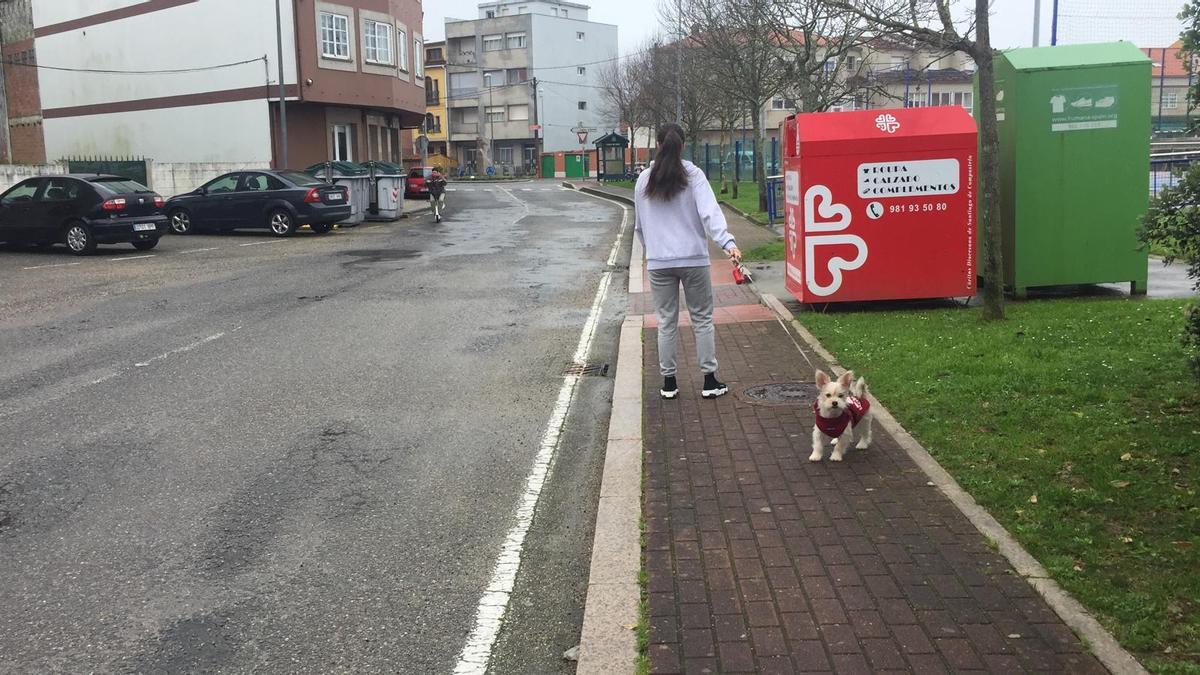 El vial de Terra de Porto que el Concello quiere mejorar.