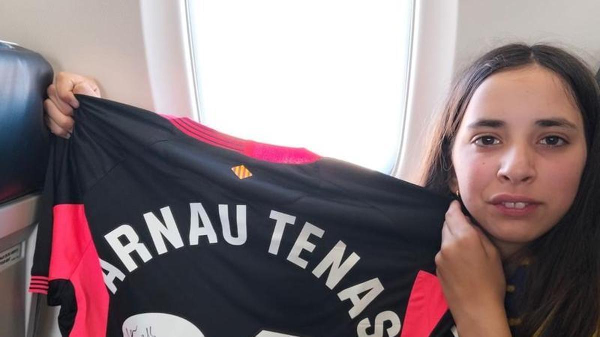Galería: La experiencia de Carmen y Mari, las suscriptoras de 'Mediterráneo' en el viaje del Villarreal a Palma