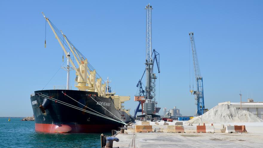 El Gobierno autoriza la reconstrucción del muelle exterior del puerto de Castellón