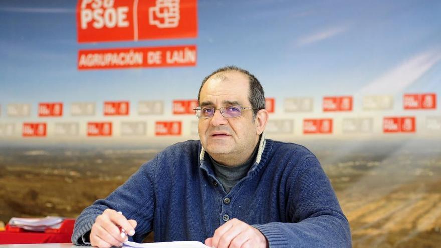 José Antonio González Faílde, durante una comparecencia en la sede socialista. // Bernabé/Javier Lalín