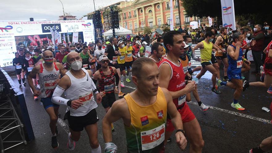 Así fue la salida de la maratón y la media maratón de Murcia