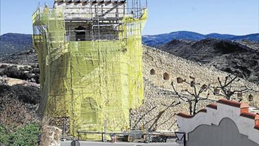 MORELLA REPARA  LA DAÑADAS TORRE DE LA FONT VELLA