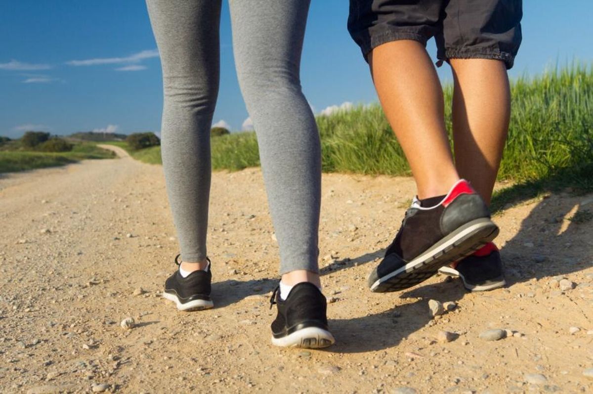 Caminar és un bon exercici per cuidar la salut física i mental
