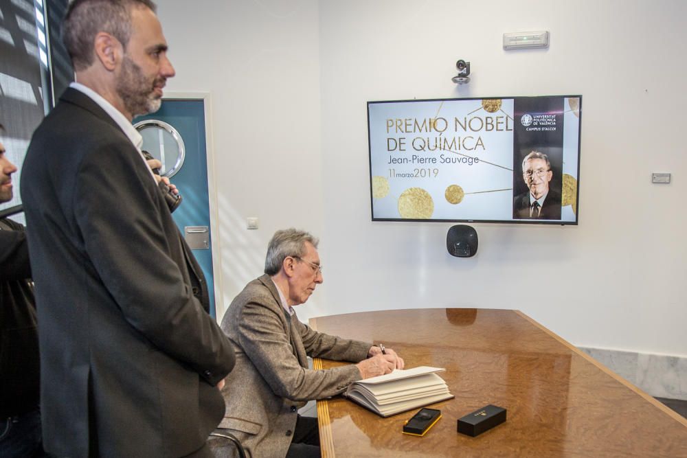 Visita del Premio Nobel de Química a Alcoy