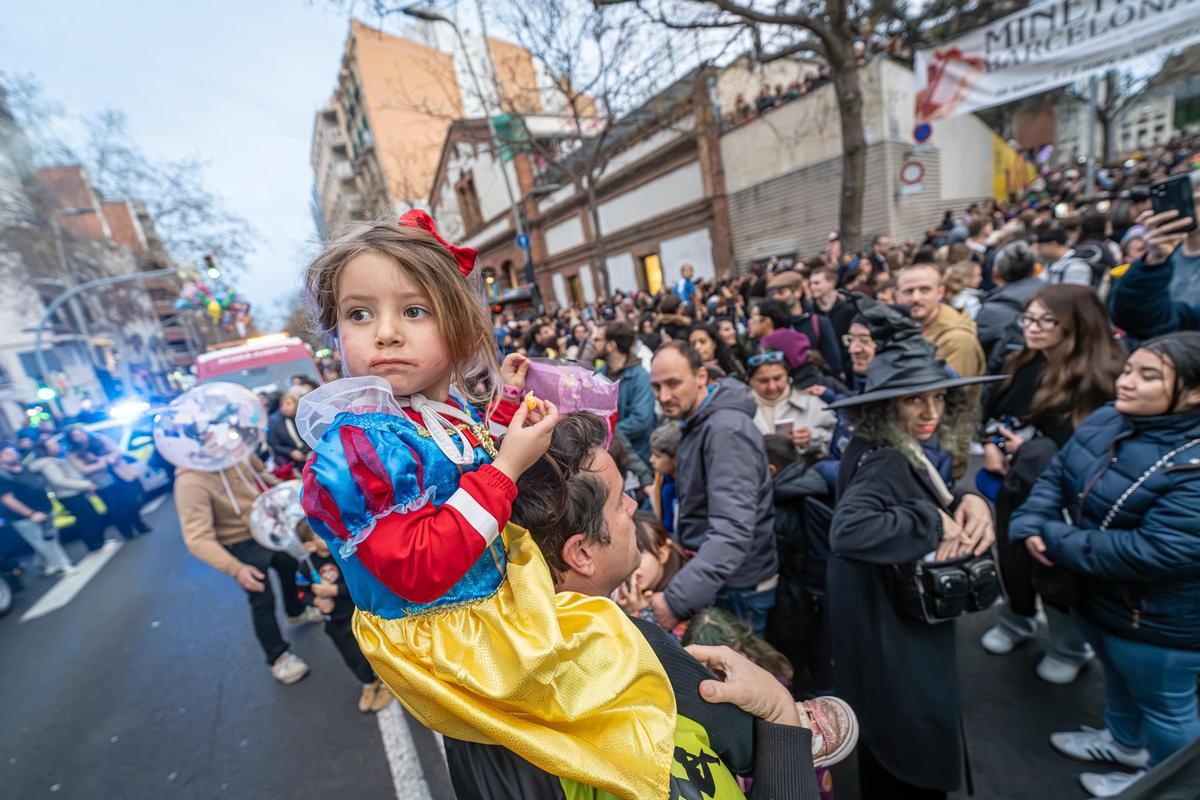 Arranca el Carnaval 2025 de BCN en Sants