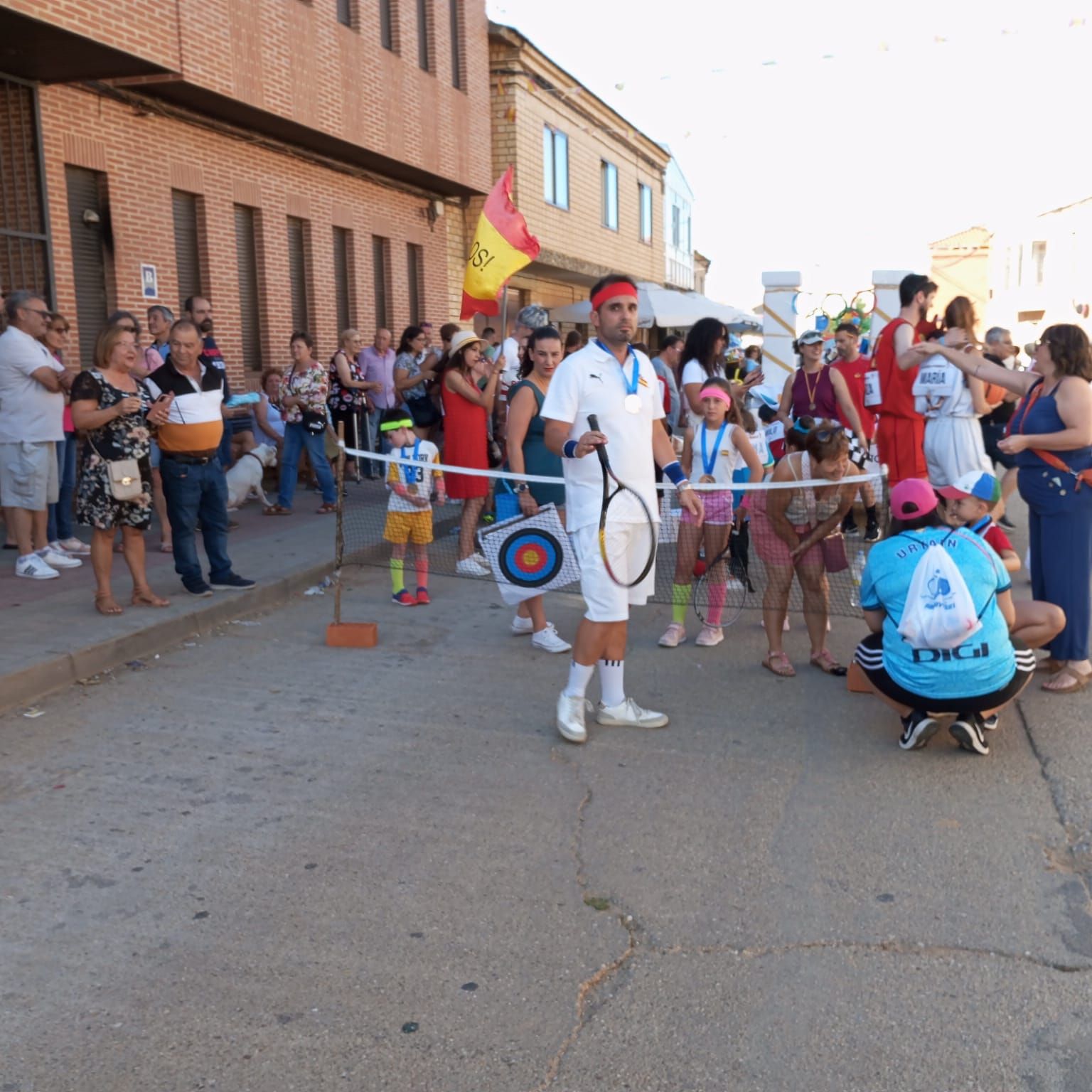 GALERÍA | El Concurso de Carrozas de Quiruelas de Vidriales en imágenes