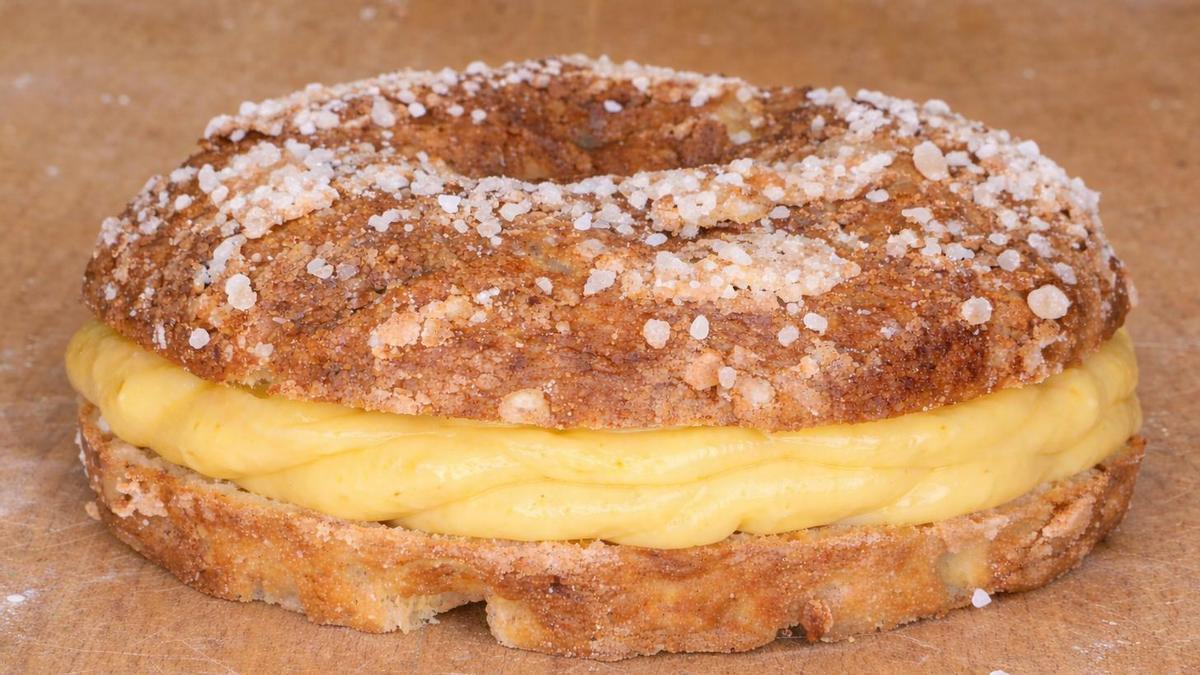 El 'roscottone' relleno de crema de Suca'l.